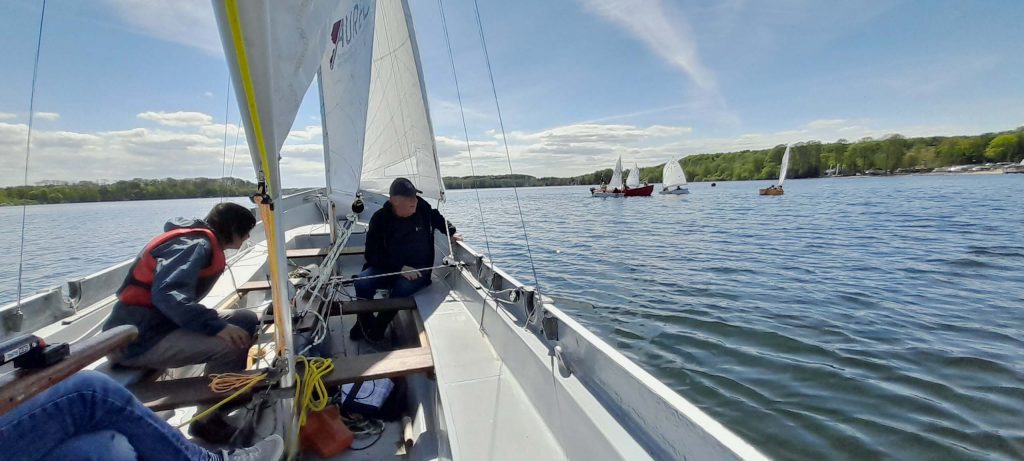 Begleitfahrt im Kutter